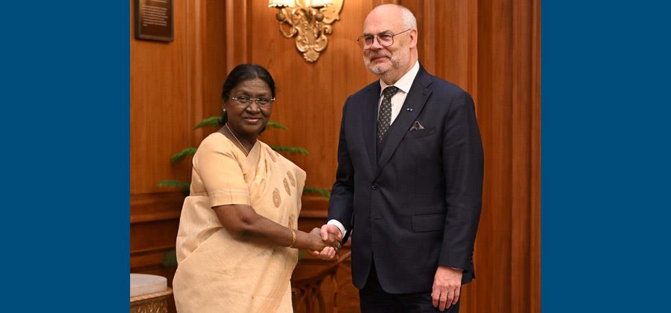 President Droupadi Murmu with President Alar Karis of Estonia